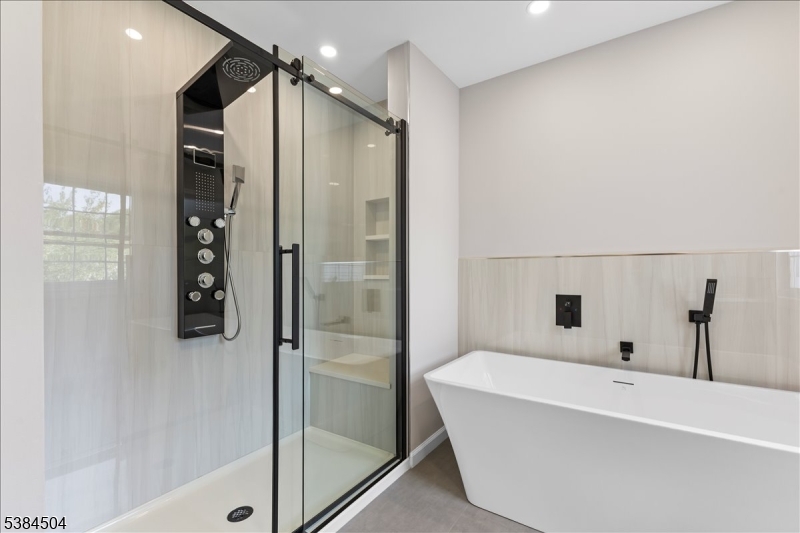 Bridle Club - Residential