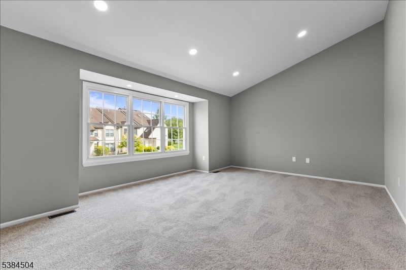 Bridle Club - Residential