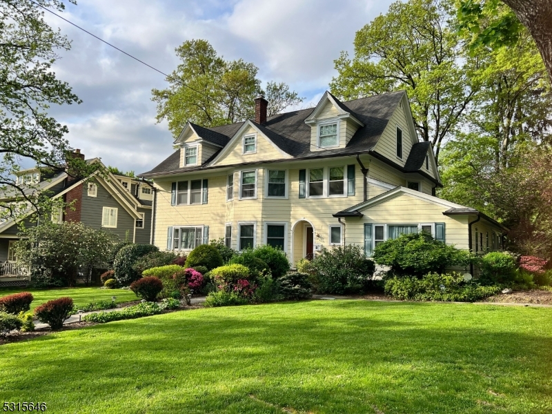 Roosevelt Park - Residential