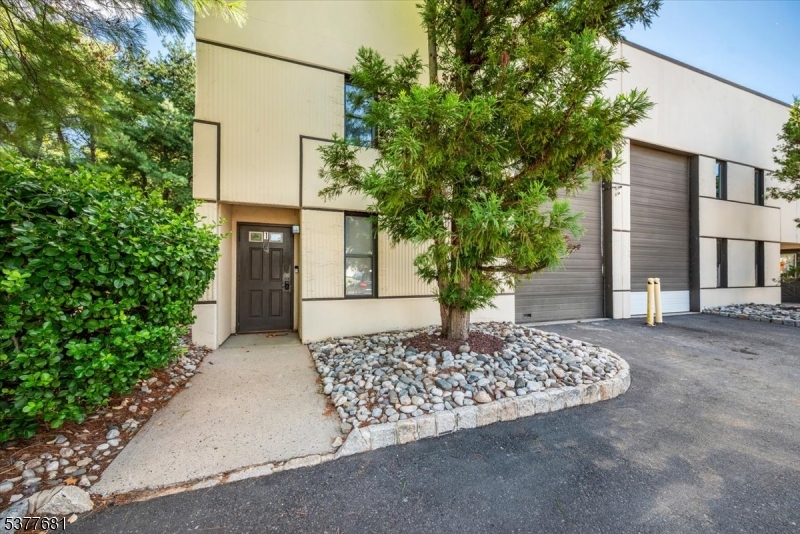 Hillsborough Twp., New Jersey 08844, United States, ,Commercial,Active,200700