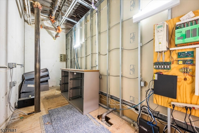 Hillsborough Twp., New Jersey 08844, United States, ,Commercial,Active,200700