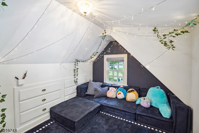 Upper Washington - Residential