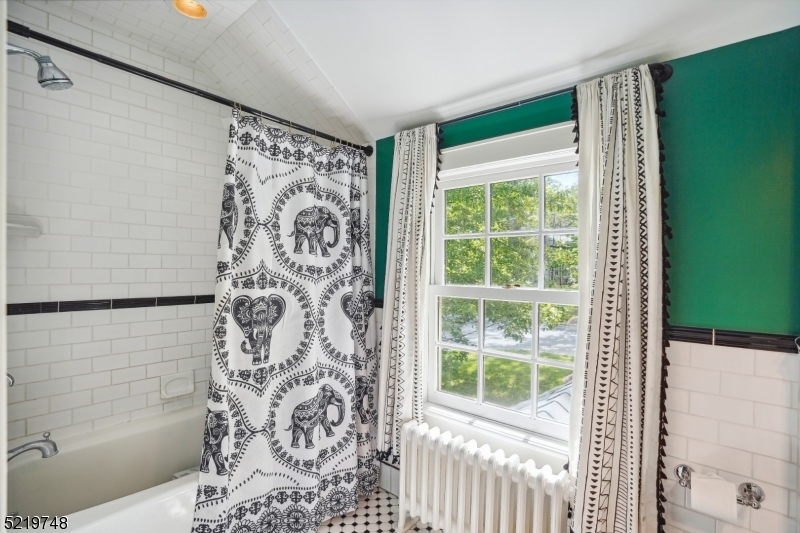 Upper Washington - Residential