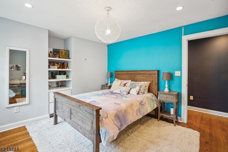 Upper Washington - Residential