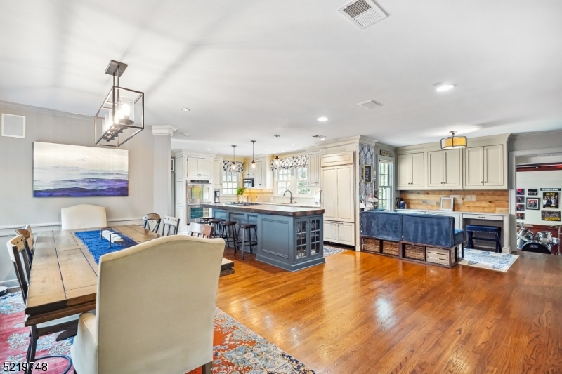 Upper Washington - Residential