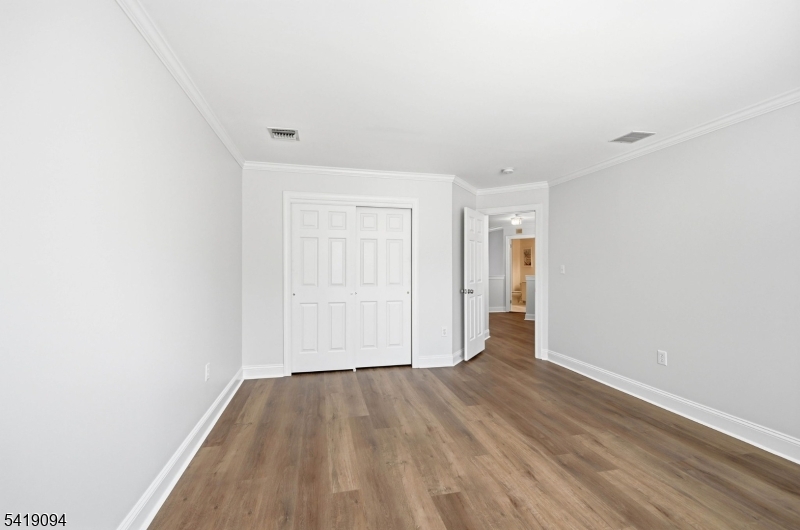 Reservoir Ridge - Residential