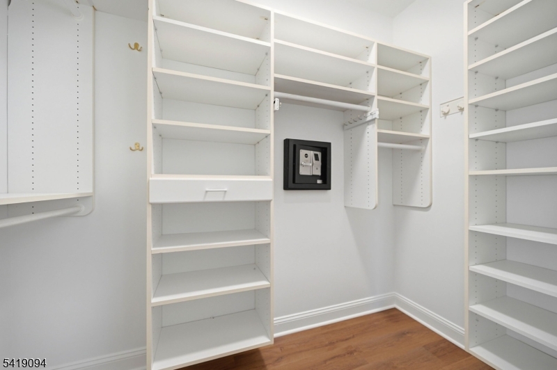 Reservoir Ridge - Residential