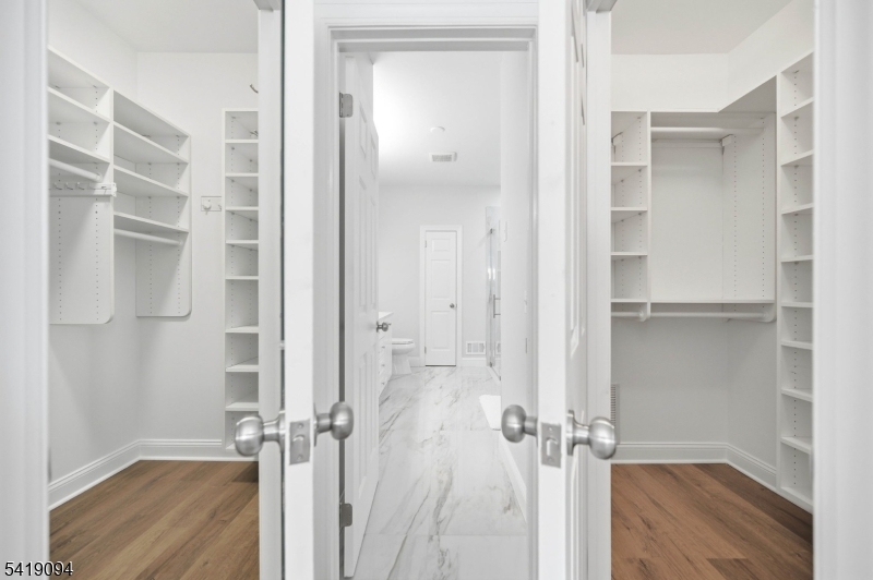 Reservoir Ridge - Residential