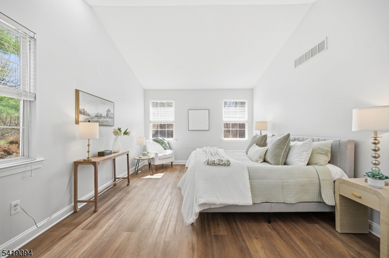 Reservoir Ridge - Residential