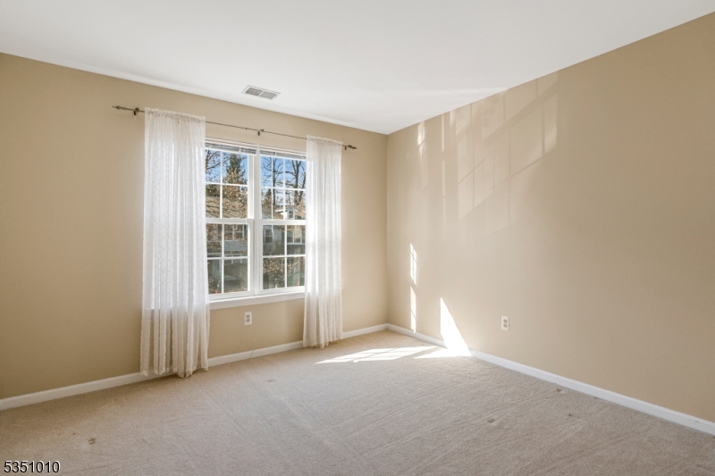 Seasons Glen - Residential