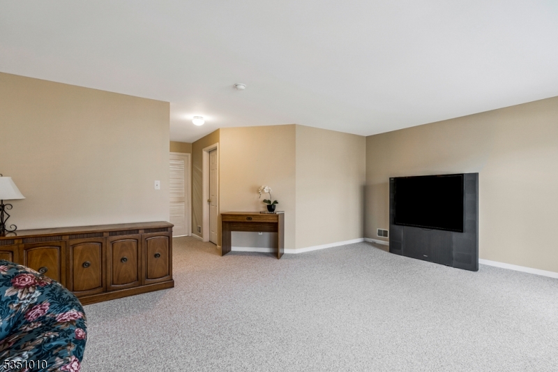 Seasons Glen - Residential