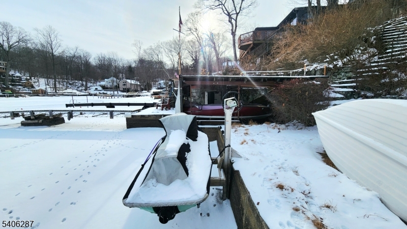 Lakefront Byram Cove - Residential