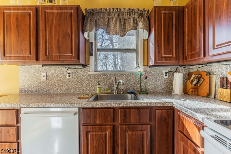 Rock Ridge - Residential