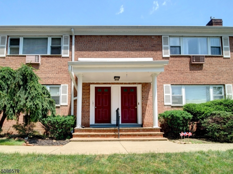 The Mountain Club - Residential Lease