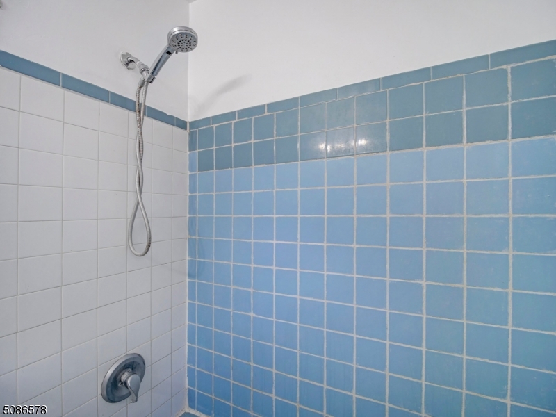 The Mountain Club - Residential Lease