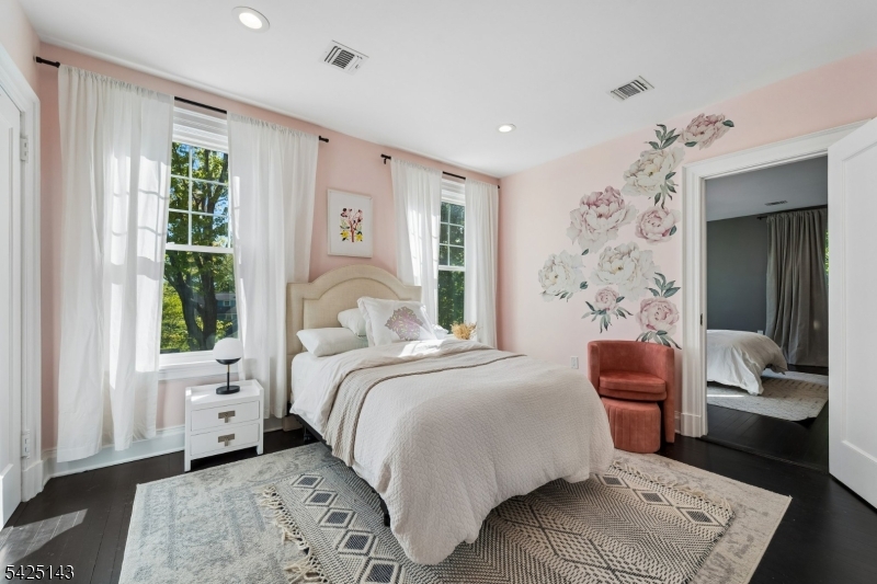 Montrose - Residential