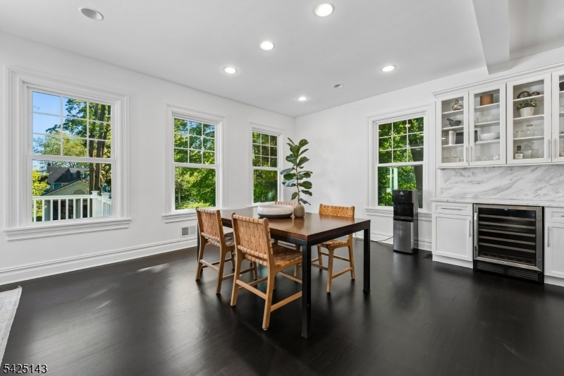 Montrose - Residential