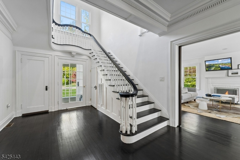 Montrose - Residential