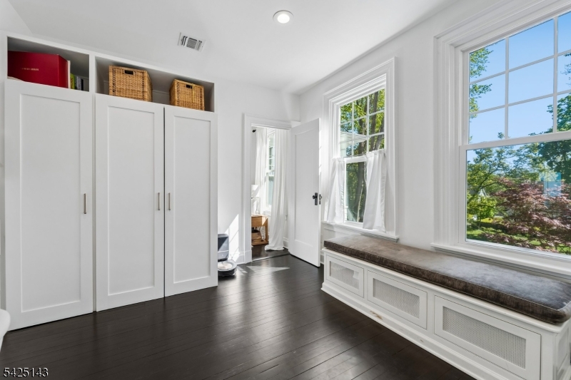 Montrose - Residential