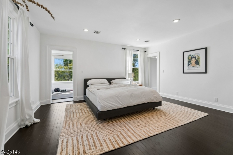 Montrose - Residential