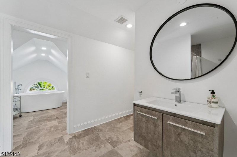 Montrose - Residential