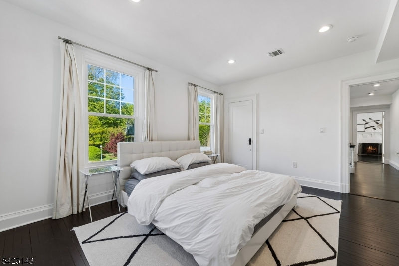 Montrose - Residential