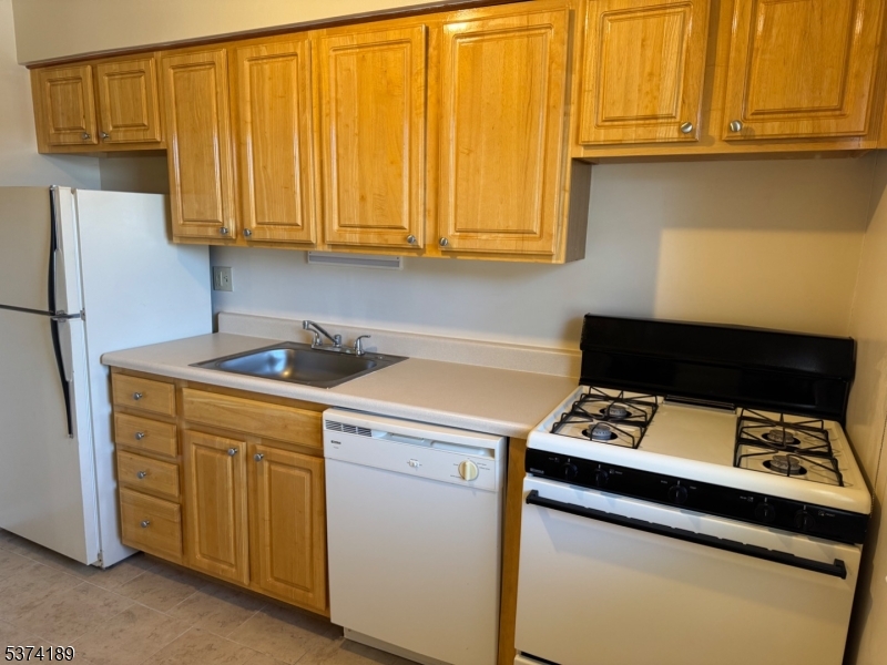 Brooklawn Gardens - Residential Lease