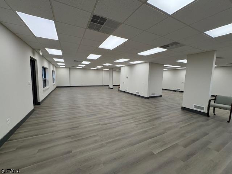 Somerville Boro, New Jersey 08876, United States, ,Residential,Active,194400