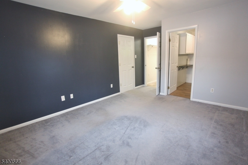 Lake Swannanoa/Oakridge - Residential Lease