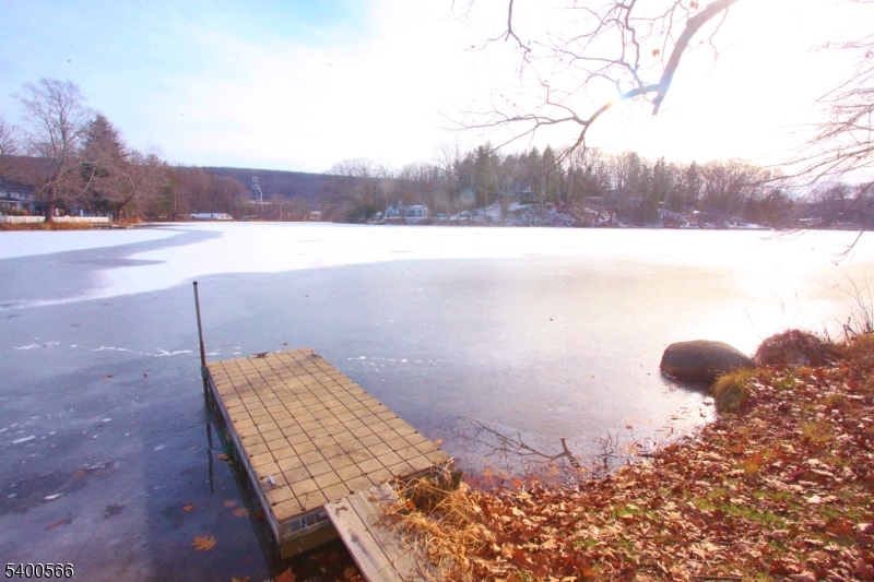 Lake Swannanoa/Oakridge - Residential Lease