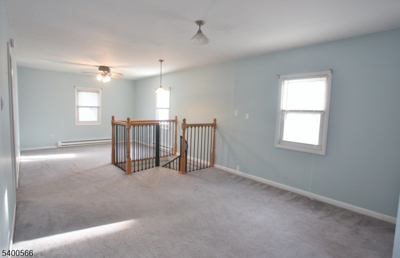 Lake Swannanoa/Oakridge - Residential Lease