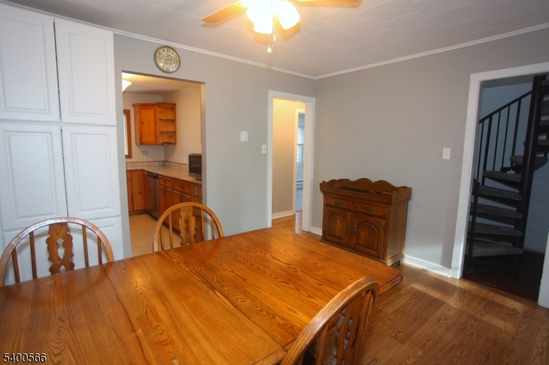 Lake Swannanoa/Oakridge - Residential Lease