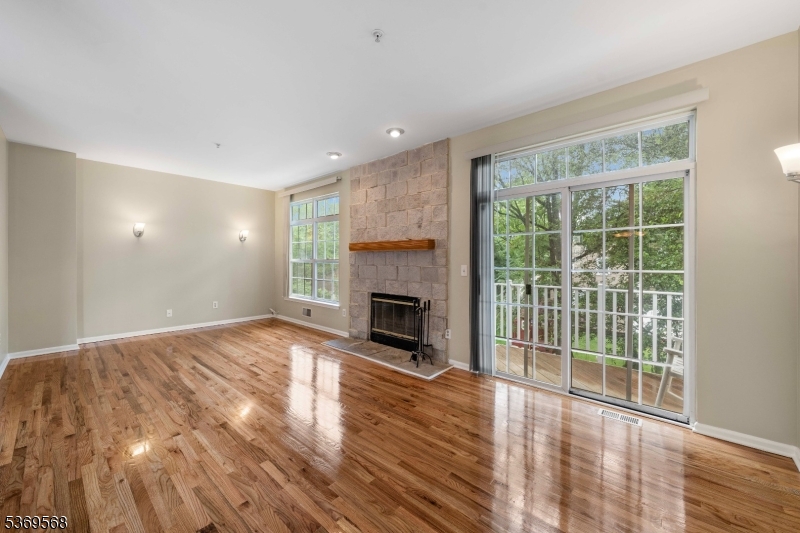 Essex Mews - Residential