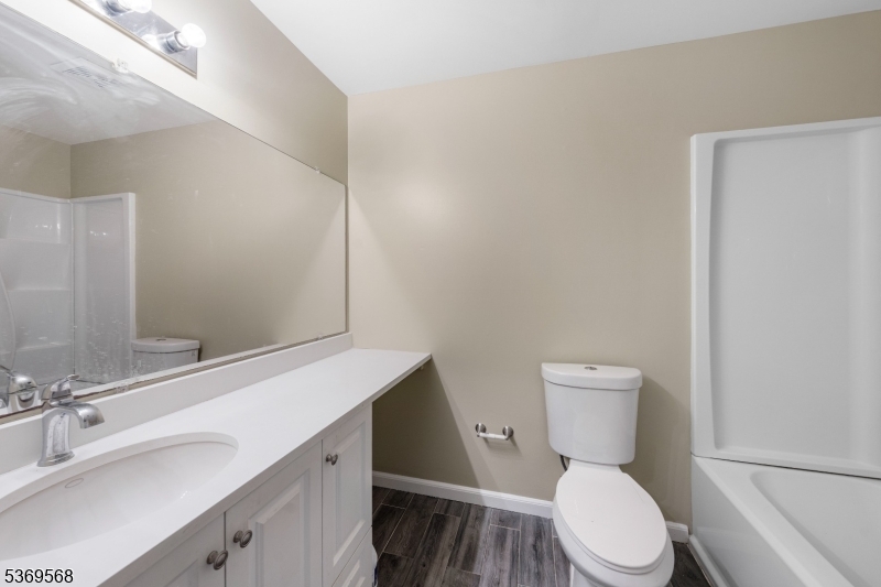 Essex Mews - Residential