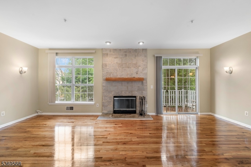 Essex Mews - Residential