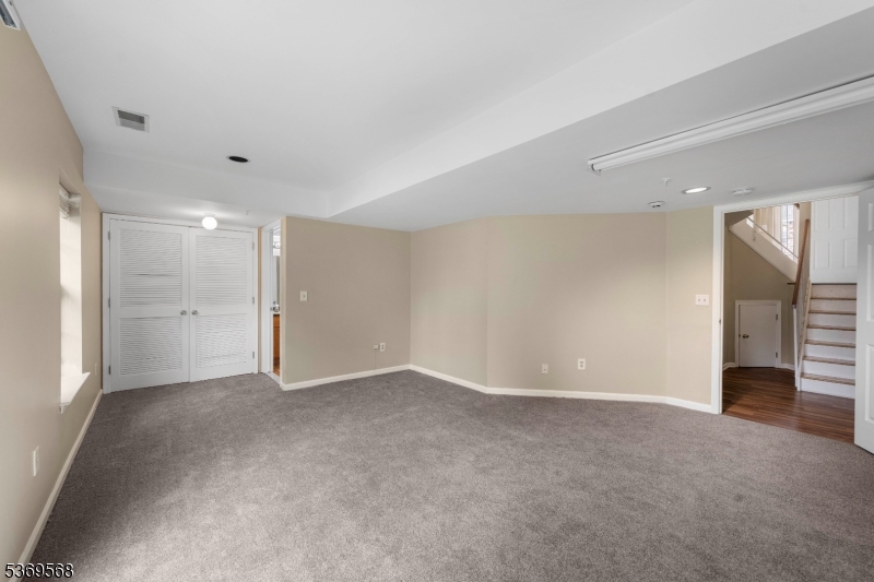 Essex Mews - Residential