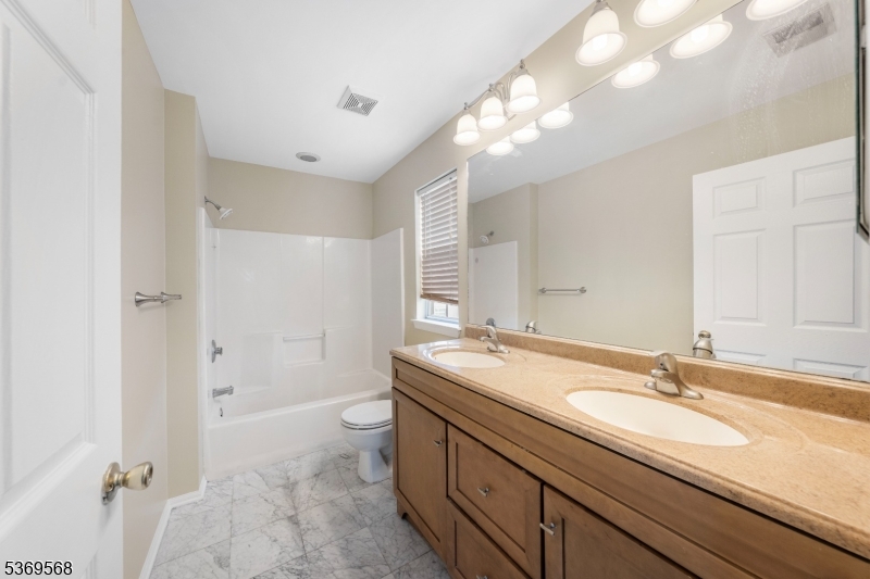 Essex Mews - Residential