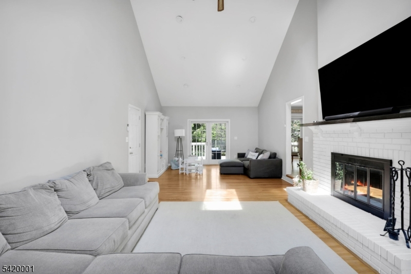 The Summit - Residential