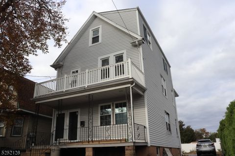 MLS: 3871101