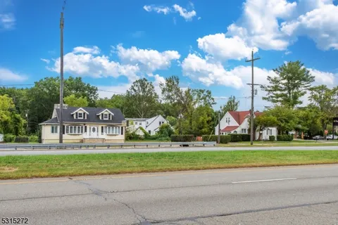 MLS: 3942468