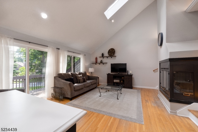 WINDMILL POND - Residential