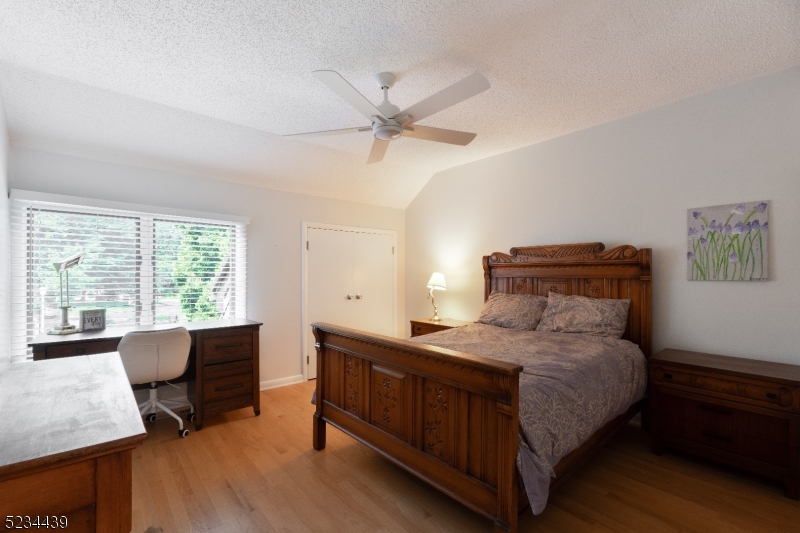 WINDMILL POND - Residential