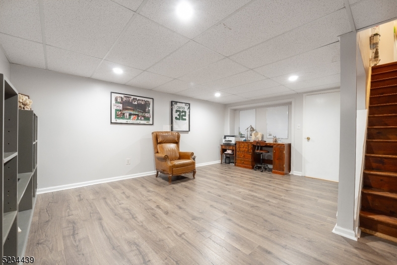 WINDMILL POND - Residential