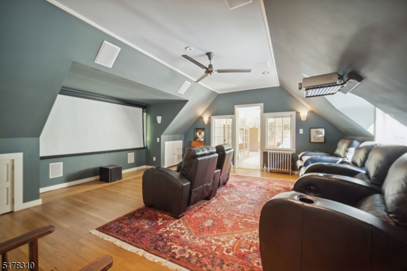 Llewellyn Park - Residential