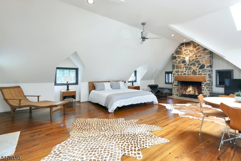 Llewellyn Park - Residential