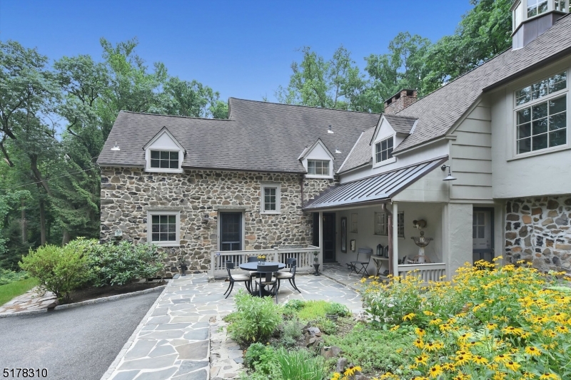 Llewellyn Park - Residential