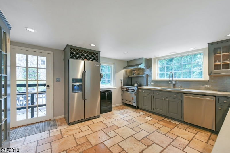 Llewellyn Park - Residential