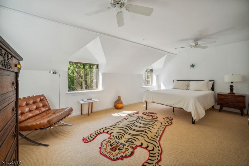 Llewellyn Park - Residential