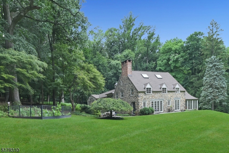 Llewellyn Park - Residential