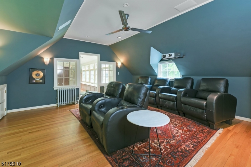 Llewellyn Park - Residential